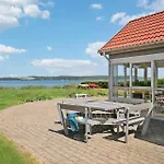 Сasa de vacaciones In With Sauna Børkop