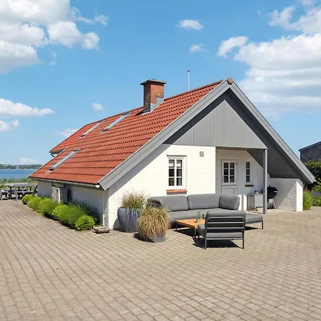 Feriehus In With Sauna *