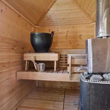 In With Sauna *